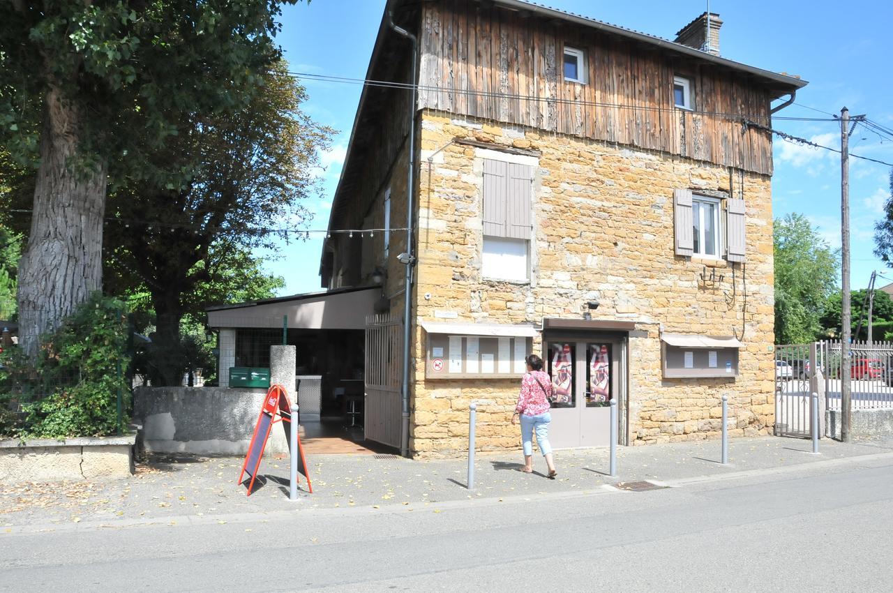 ホテルO2 Saone Reyrieux エクステリア 写真